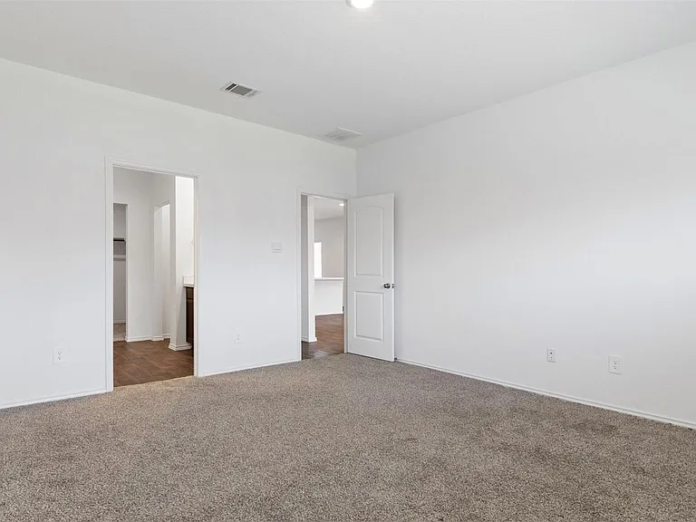 14040 Thunder Pines Dr — Photo 15