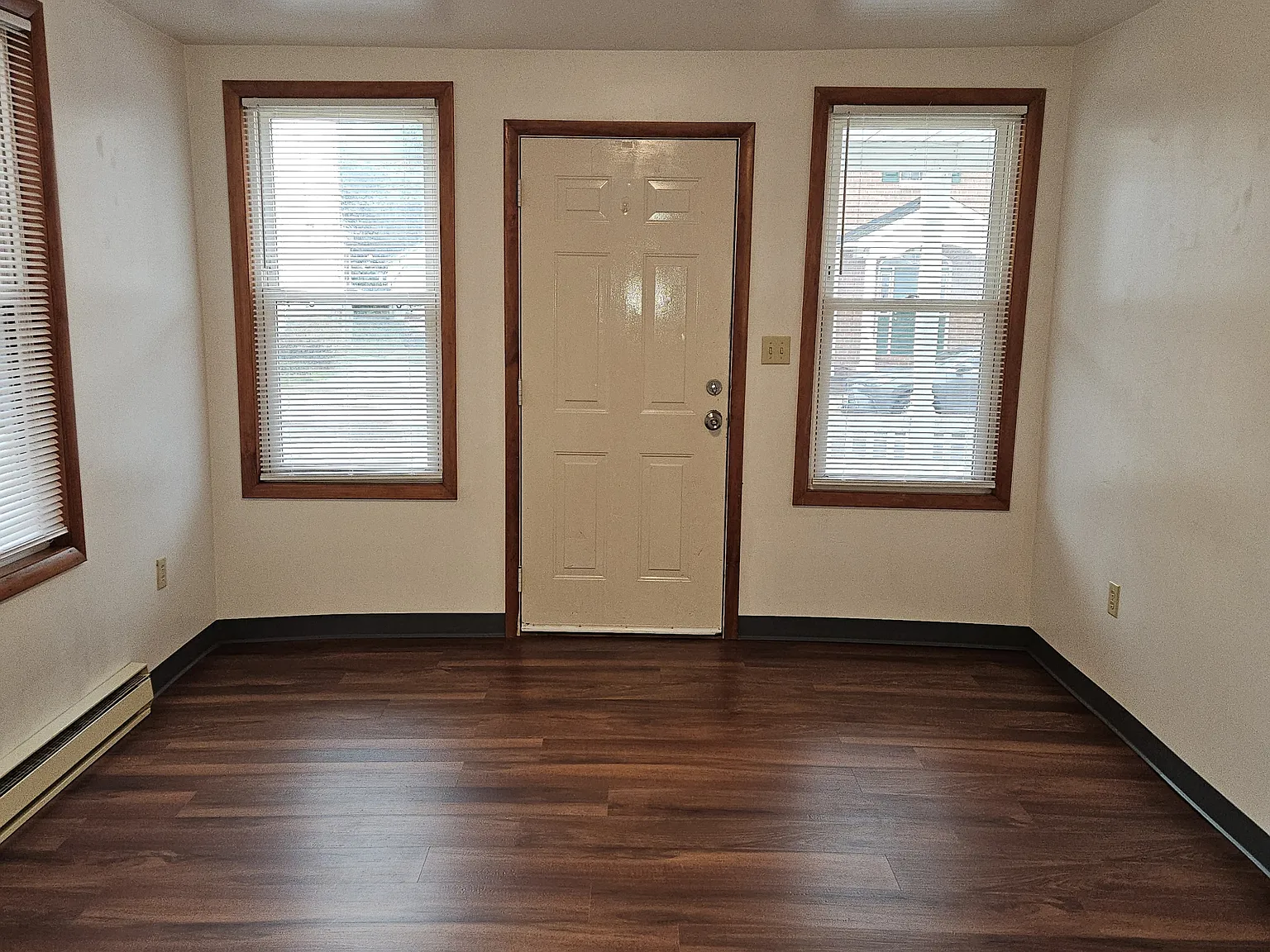 10 Frederick Street - 1 — Photo 3