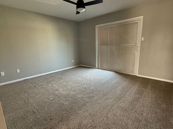 2nd image of 923 18th St #3