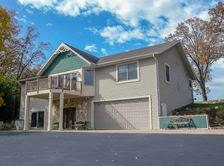 W360S10139 Markham Rd, Eagle, WI 53119