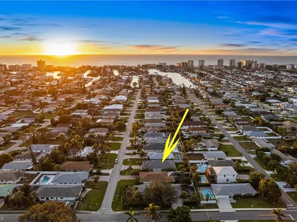 589 104th AVE N, NAPLES, FL 34108