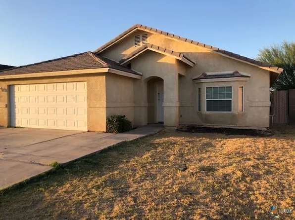 228 Acapulco Dr, Imperial, CA 92251