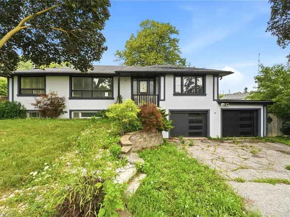 194 Simcoe Rd, Bradford West Gwillimbury, ON L3Z 1Y9