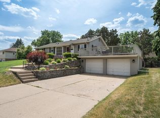 543 Star Ln, South Saint Paul, MN 55075