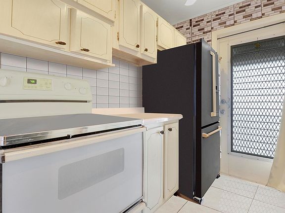 5th image of 130 Doolen Ct APT 308