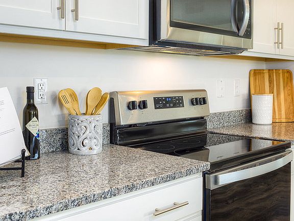 3rd image of 5605 Harrison Trace Dr #24