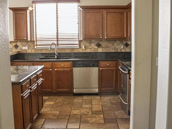 2nd image of 10321 W Windsor Ave