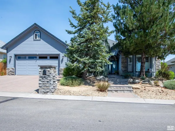 2226 Oak Ridge Dr, Carson City, NV 89703