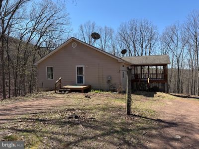 371 Chick Loon Ln, Great Cacapon, WV, 25422