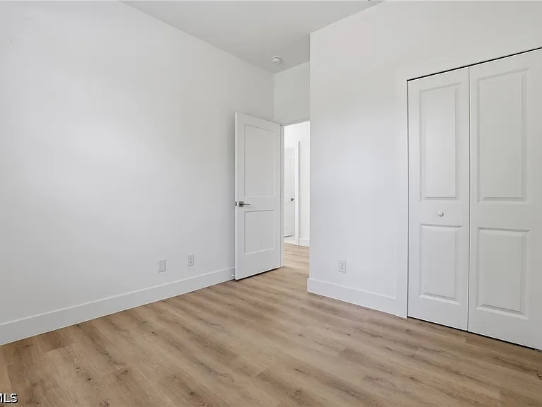 4719 28th St SW — Photo 16