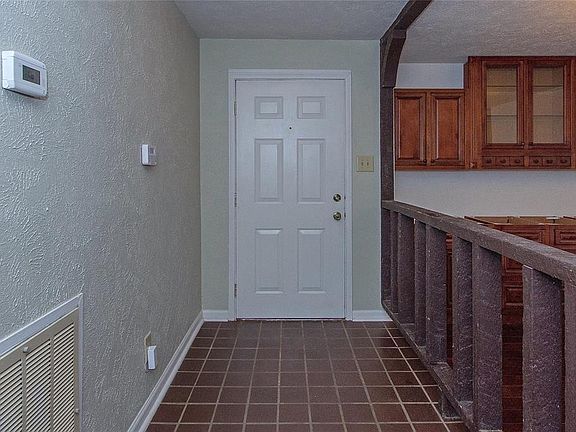 3rd image of 14802 Keelby Dr