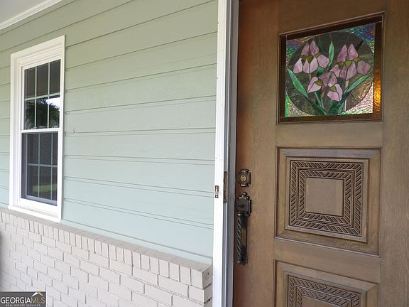 5th image of 138 Ponderosa Dr