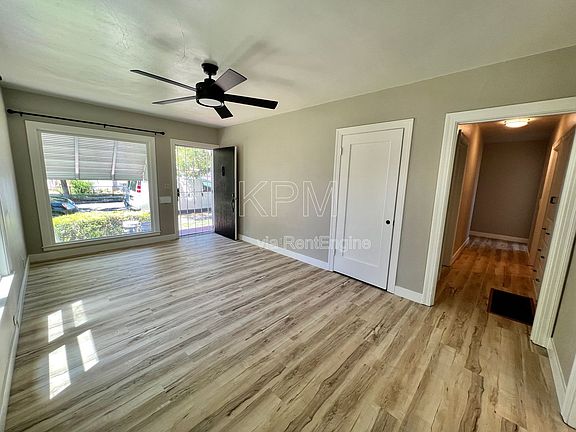 4th image of 2704 N Hunter St