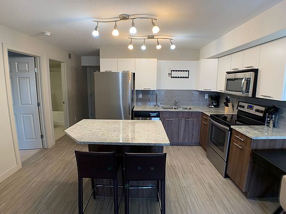 3rd image of 7901 King St #1415