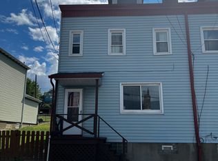 3102 Mission St, Pittsburgh, PA 15203