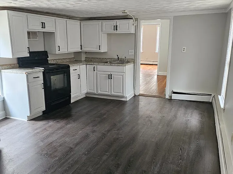 14 South St #1L — Photo 1
