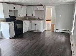 14 South St #1L, Pawtucket, RI 02860