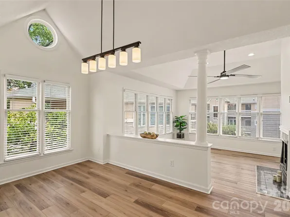 222 Queens Rd APT 66, Charlotte, NC 28204