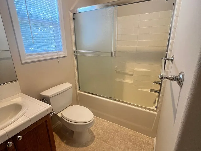863 SE Bayshore Cir — Photo 38