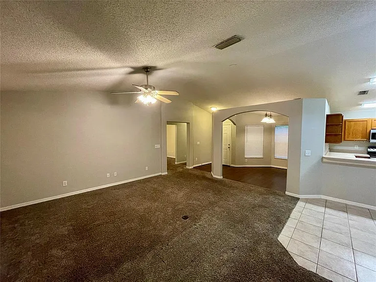 12119 Warwick Cir — Photo 5