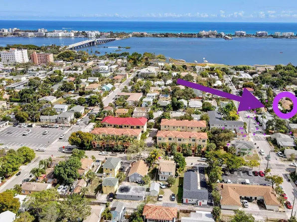 304 Ocean Breeze St, Lake Worth, FL 33460