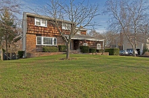 2nd image of 180 Cockonoe Ave