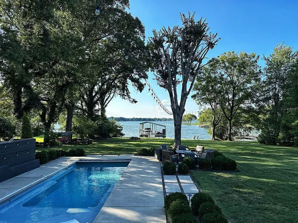 266 Lake Terrace Dr, Hendersonville, TN 37075