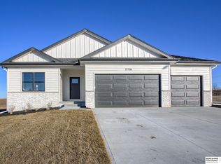 11663 S 125th St, Papillion, NE 68046