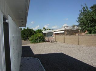 829 N 63rd Pl, Mesa, AZ 85205