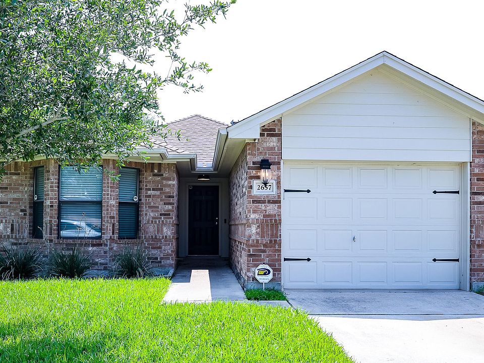 1st image of 2657 Camargo Dr