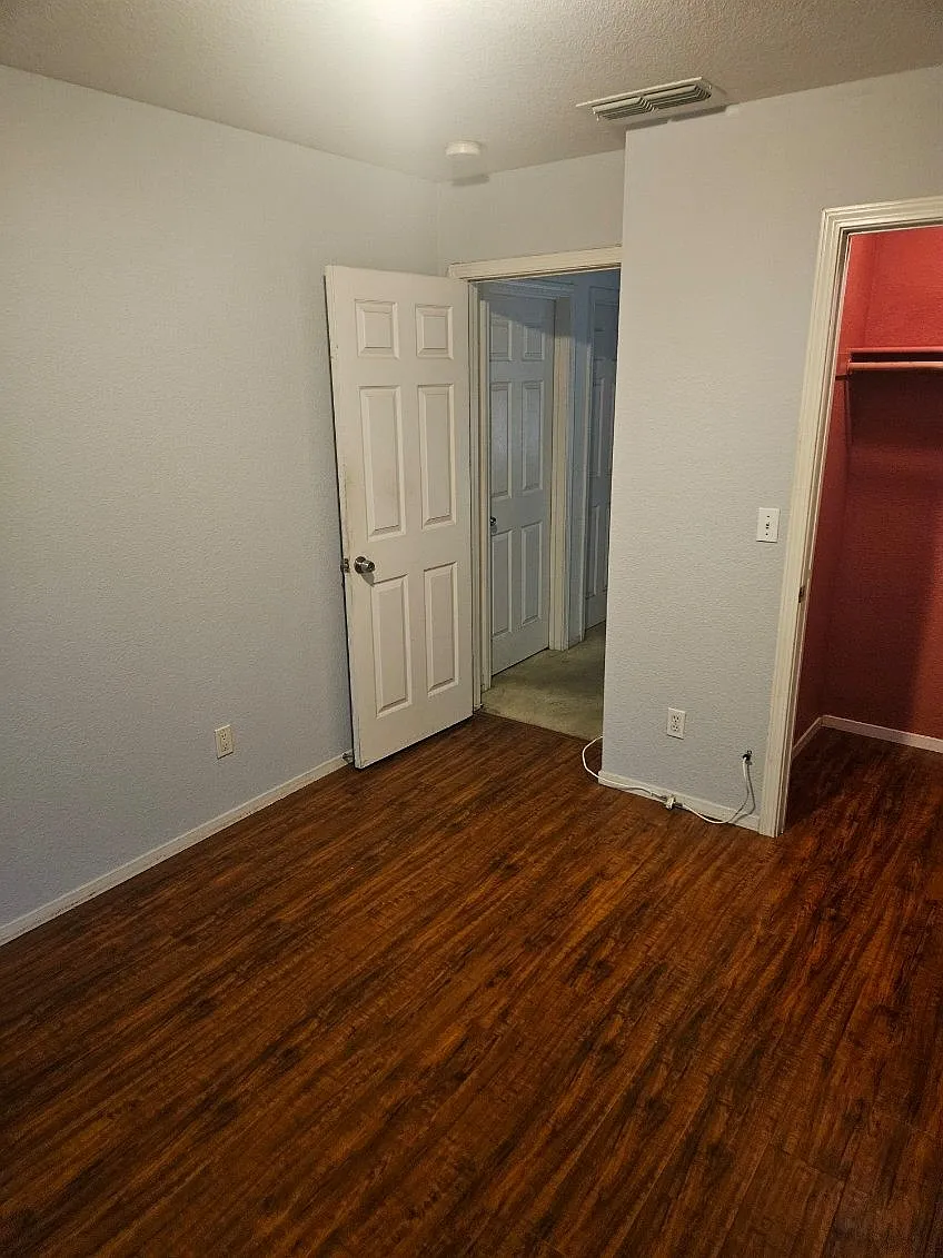 8883 Serravilla Way — Photo 3