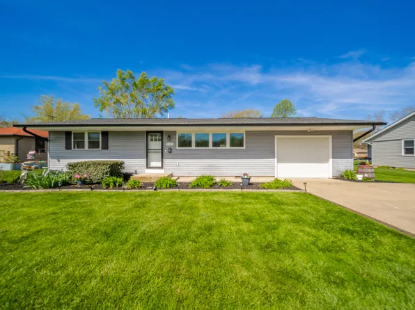 231 N East St, Pendleton, IN 46064