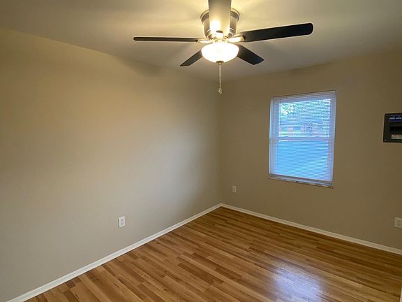 5th image of 1015 Concord Ave APT B6
