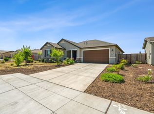 775 E Curtis Ave, Fowler, CA 93625
