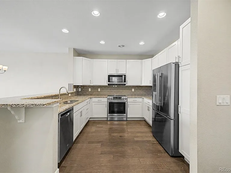 1791 S Buchanan Cir — Photo 14