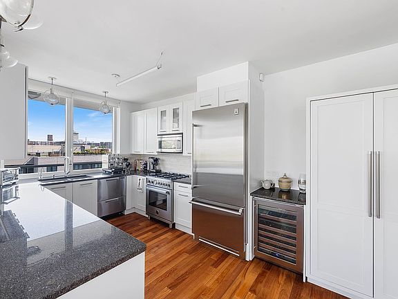 5th image of 640 W 237th St APT 9C