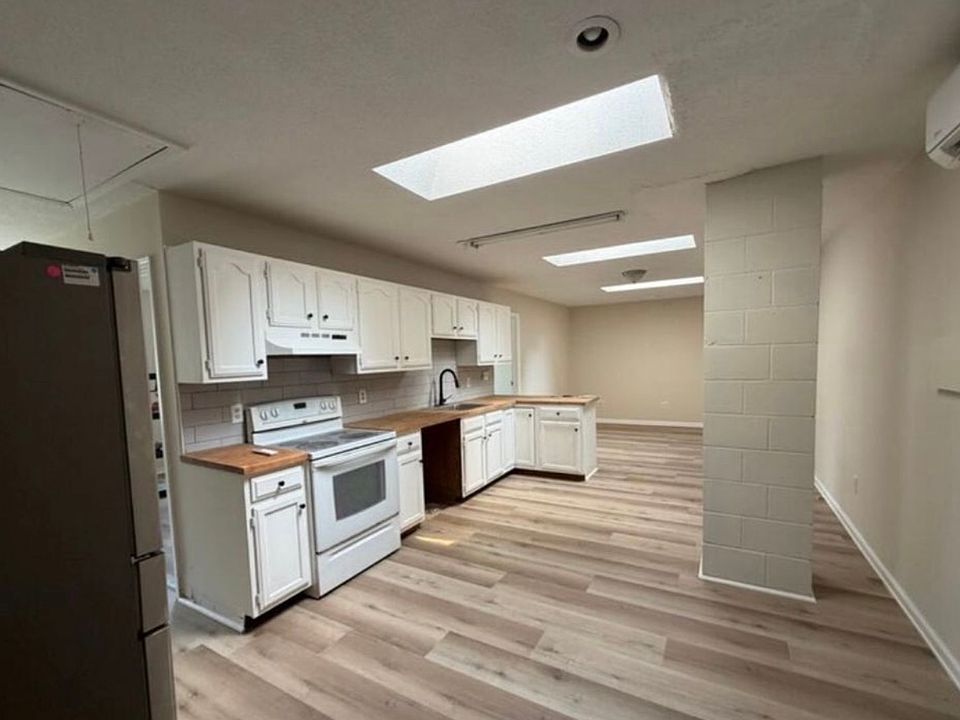 1st image of 69 Congress Ave #2C
