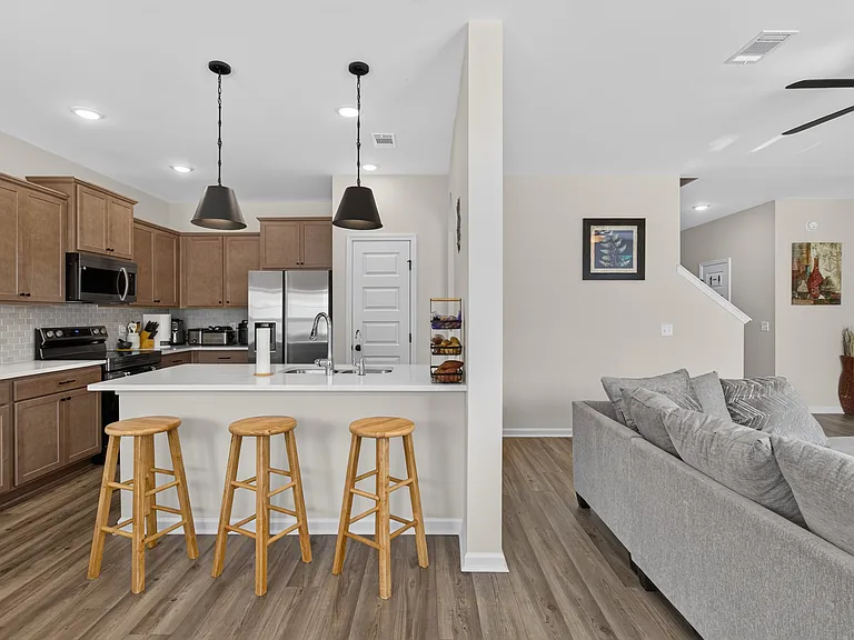 118 Juniper Dr — Photo 8