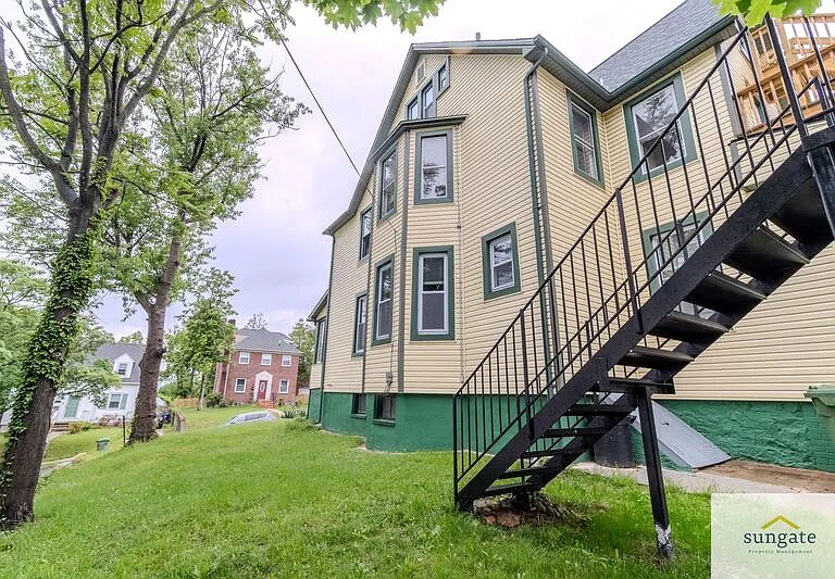2900 E Strathmore Ave #1 — Photo 16