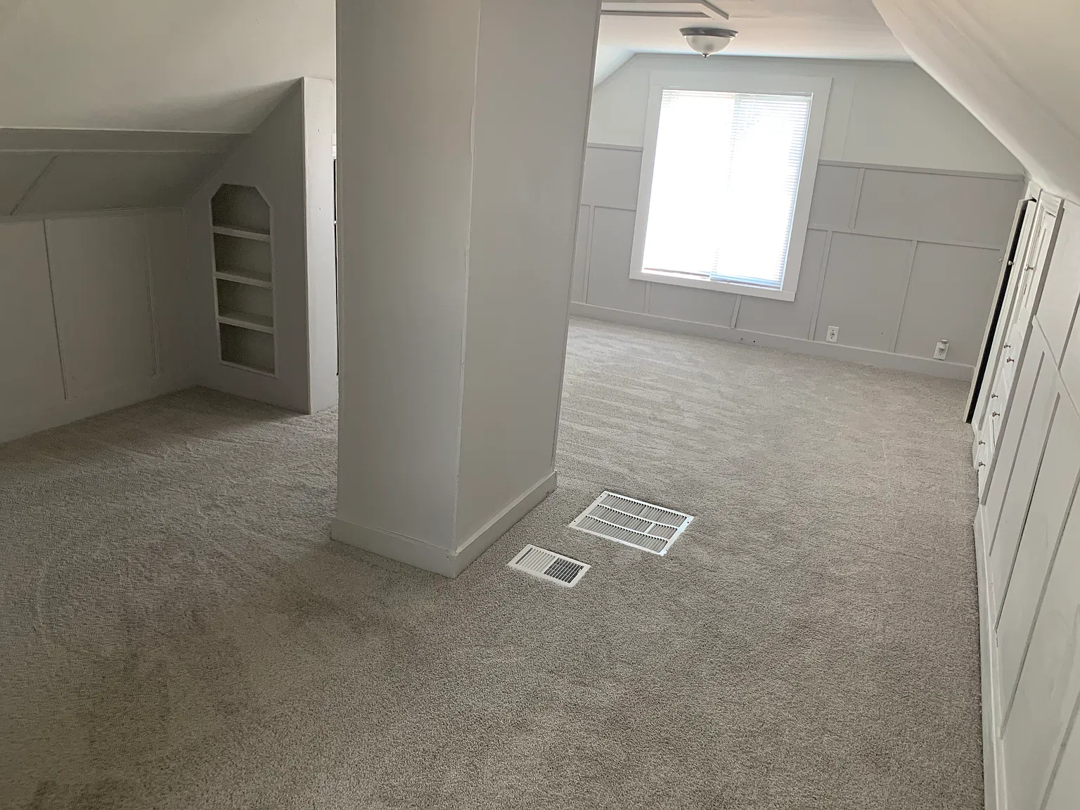 2 bed, 823 sqft, $1,450 — Photo 3