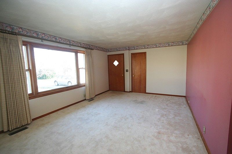 1st image of 1008 N Long St