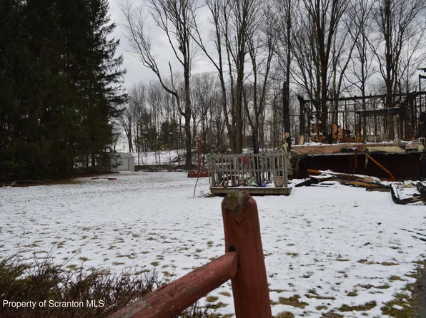 667R Griffin Pond Rd, Clarks Summit, PA 18411