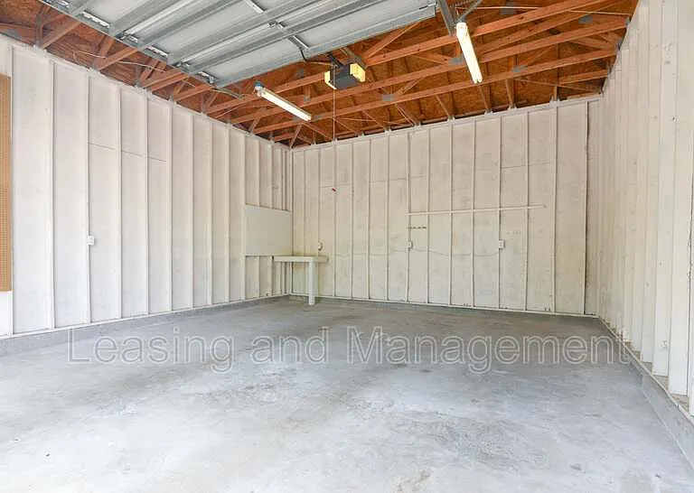 1035 Telfair Way — Photo 22