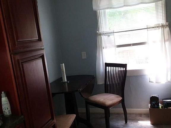2nd image of 171 Ellen Dr