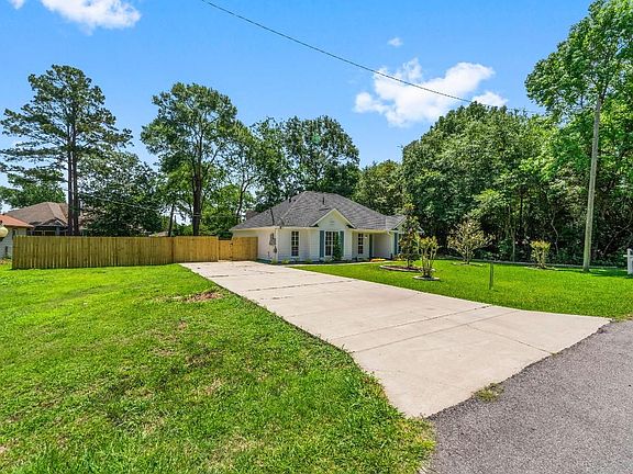 2nd image of 11844 Oakridge Manor Dr