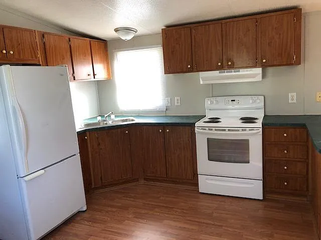3392 Julia Ct — Photo 3