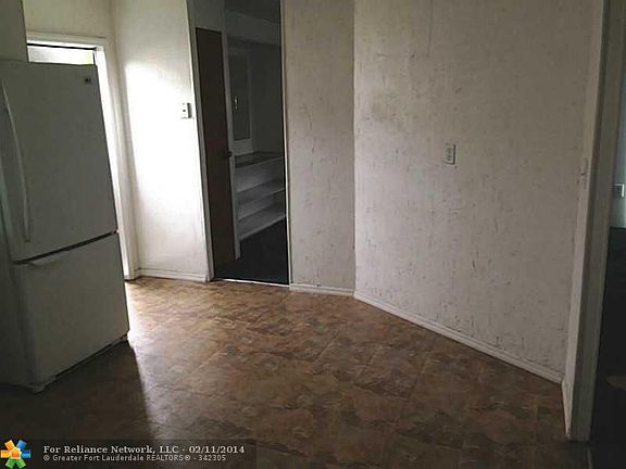 2nd image of 2420 SW 50th St