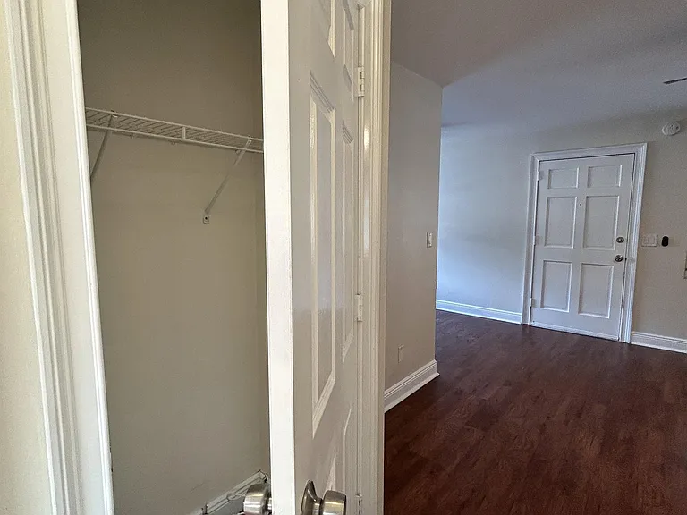 605 92nd Ave N #4 — Photo 17