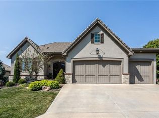 3744 W 105th Ter, Leawood, KS 66206