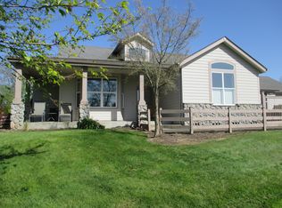 30005 El Rio Ln, Junction City, OR 97448